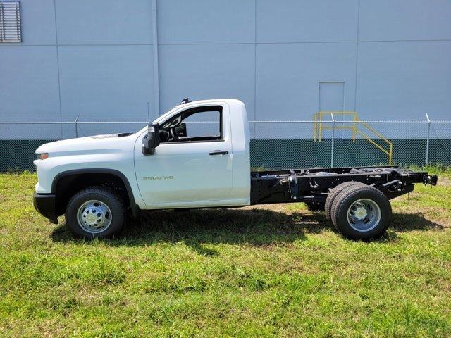 new 2024 Chevrolet Silverado 3500 car, priced at $51,028