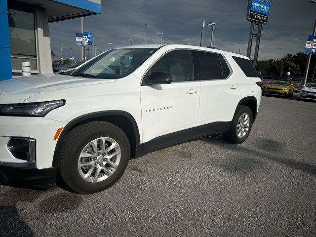 used 2023 Chevrolet Traverse car, priced at $27,988