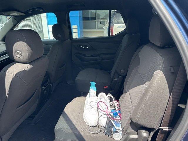 used 2023 Chevrolet Traverse car, priced at $29,988