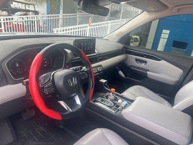 used 2025 Honda Pilot car, priced at $38,988
