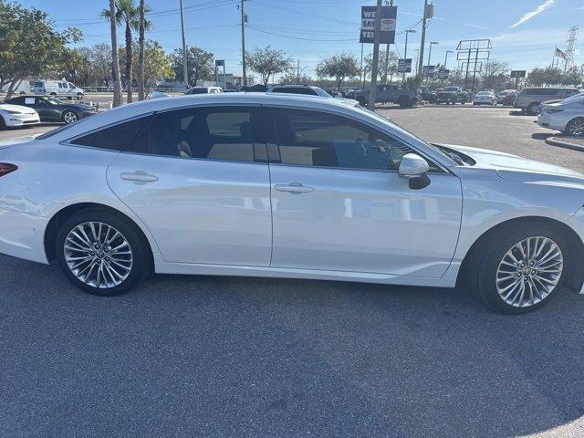 used 2022 Toyota Avalon Hybrid car