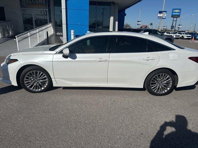 used 2022 Toyota Avalon Hybrid car