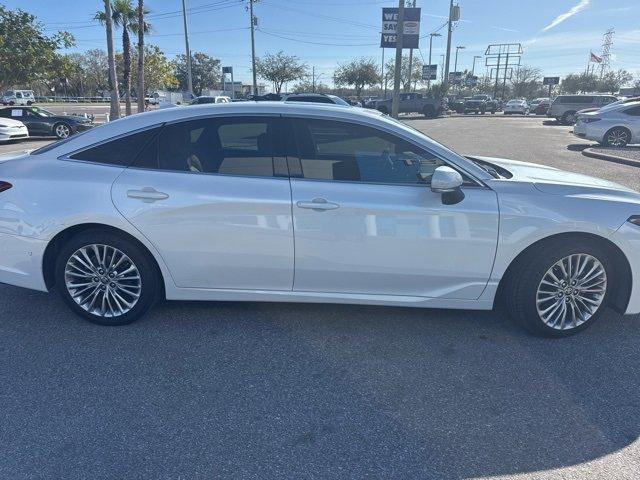 used 2022 Toyota Avalon Hybrid car