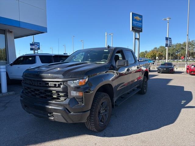 used 2025 Chevrolet Silverado 1500 car, priced at $43,988