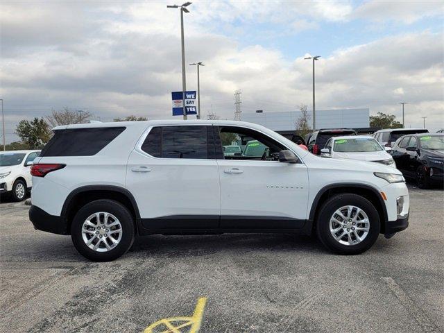 used 2023 Chevrolet Traverse car, priced at $27,488