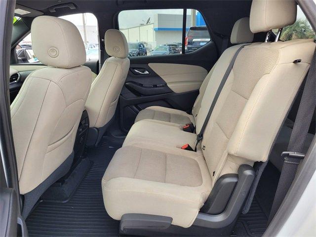 used 2023 Chevrolet Traverse car, priced at $27,488