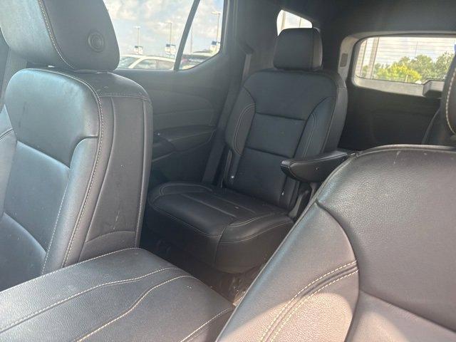used 2022 Chevrolet Traverse car, priced at $27,988