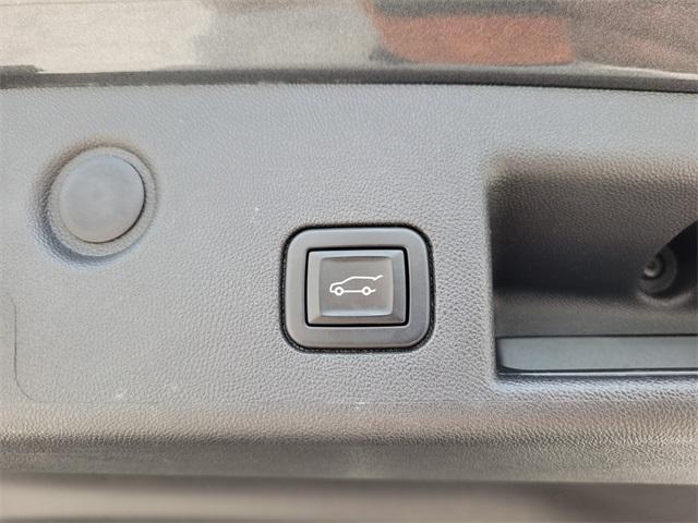 used 2021 Chevrolet Equinox car, priced at $18,988