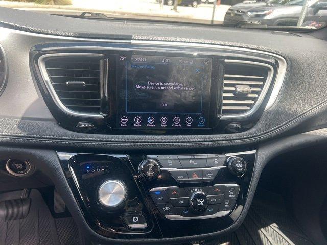 used 2018 Chrysler Pacifica car, priced at $15,987