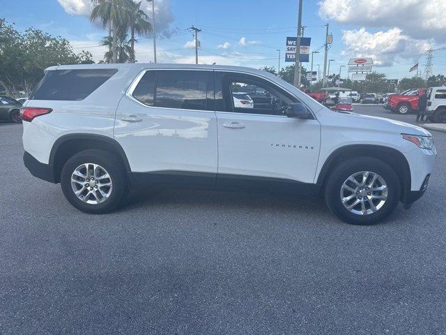 used 2021 Chevrolet Traverse car, priced at $22,988