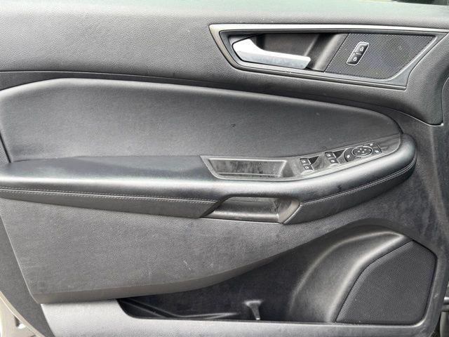 used 2022 Ford Edge car, priced at $17,995