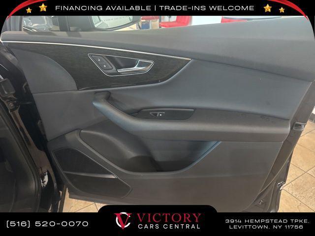 used 2022 Audi Q7 car, priced at $28,795