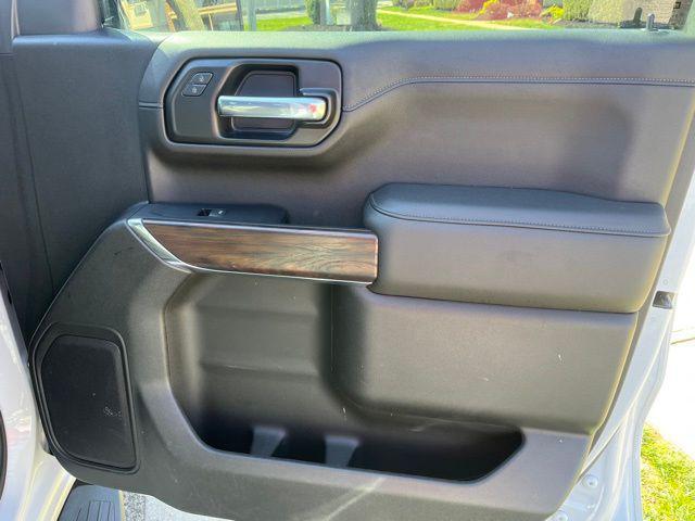 used 2022 GMC Sierra 1500 car, priced at $31,595