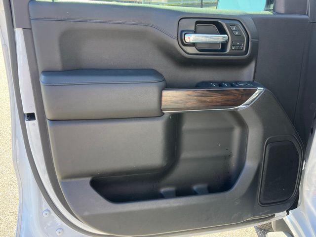 used 2022 GMC Sierra 1500 car, priced at $31,595