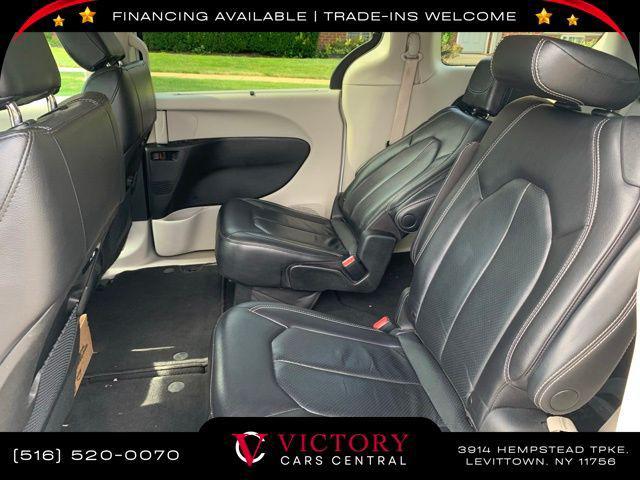 used 2022 Chrysler Pacifica car, priced at $14,595