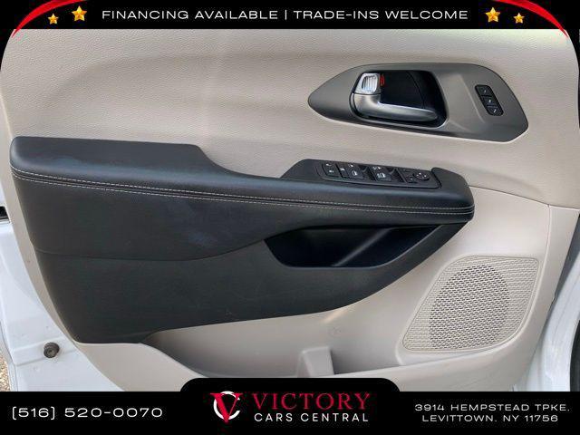 used 2022 Chrysler Pacifica car, priced at $14,595