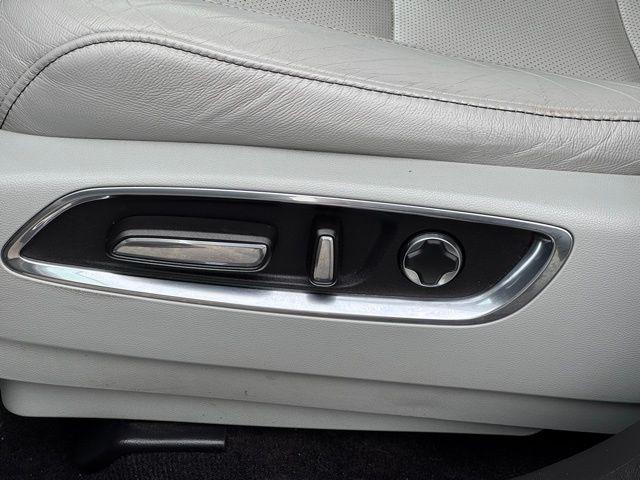 used 2020 Acura MDX car, priced at $21,995