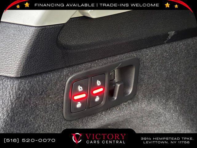 used 2023 Audi Q7 car, priced at $28,795