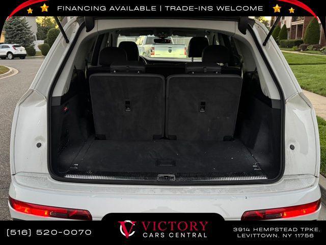 used 2023 Audi Q7 car, priced at $28,795