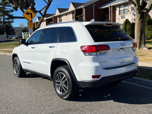 used 2022 Jeep Grand Cherokee car, priced at $24,795