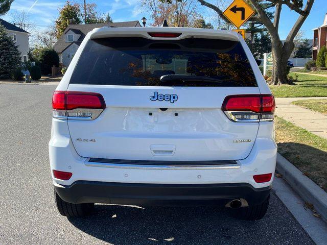 used 2022 Jeep Grand Cherokee car, priced at $24,795