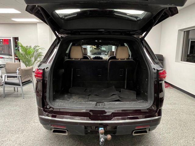 used 2022 Chevrolet Traverse car, priced at $27,795