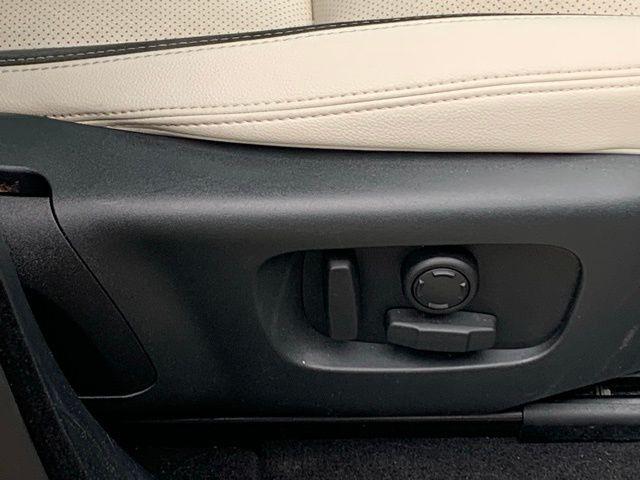 used 2021 Land Rover Range Rover Velar car, priced at $29,295