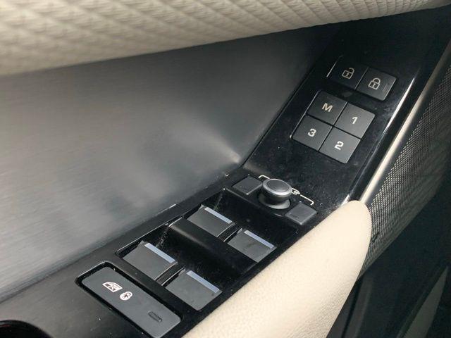 used 2021 Land Rover Range Rover Velar car, priced at $29,295