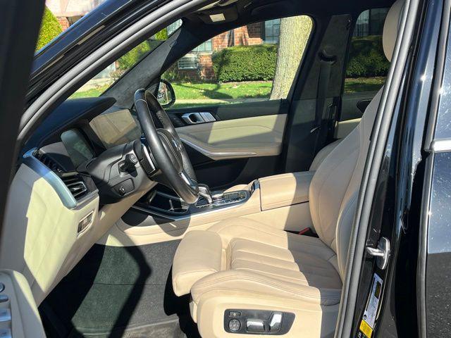 used 2022 BMW X7 car, priced at $39,695