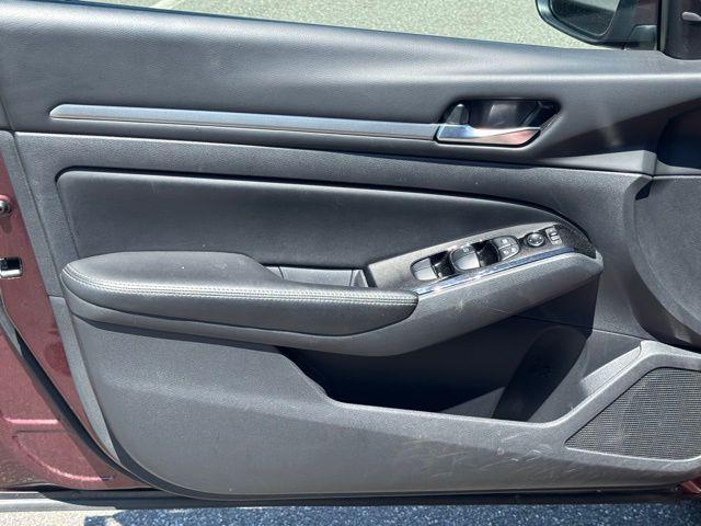 used 2023 Nissan Altima car, priced at $15,895