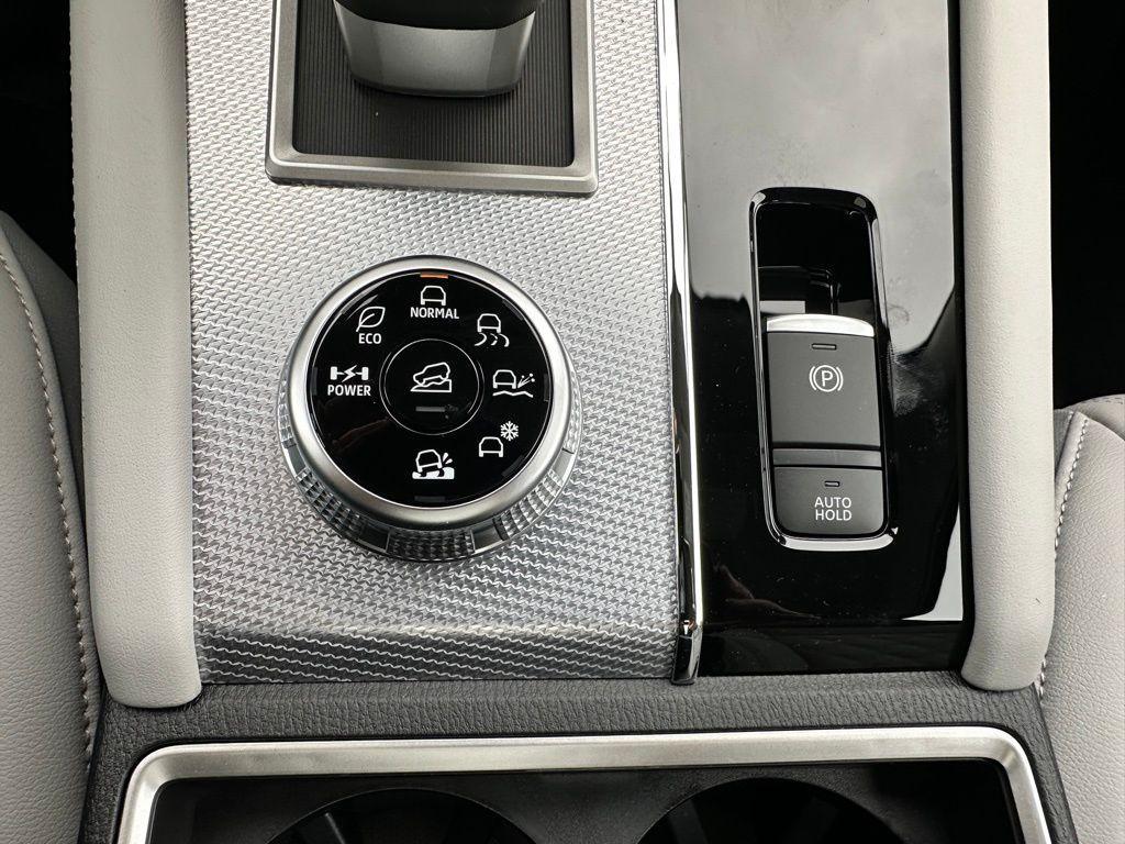 new 2025 Mitsubishi Outlander PHEV car, priced at $52,865