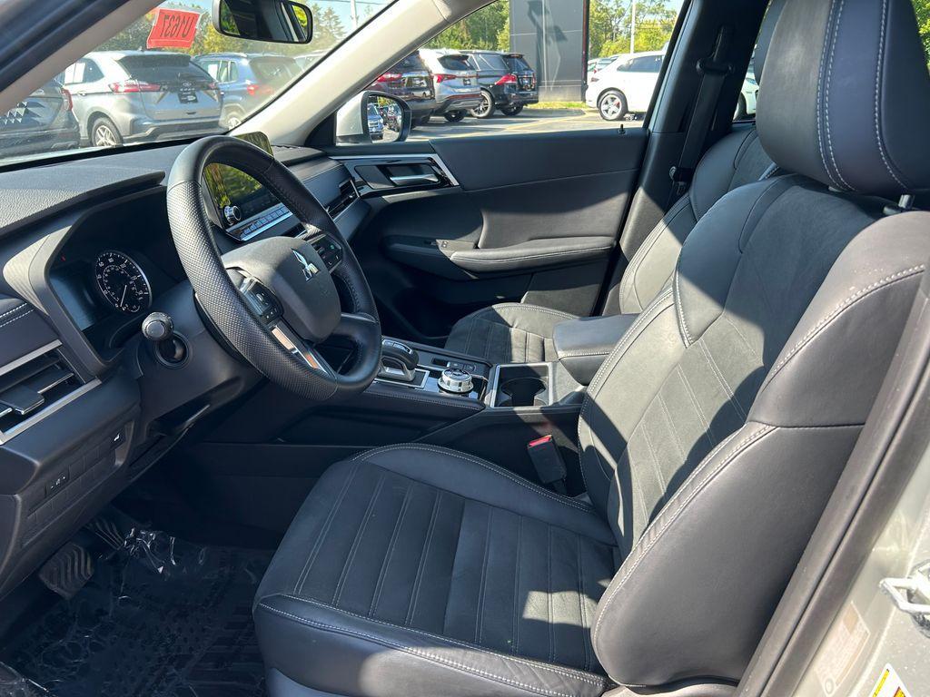 used 2023 Mitsubishi Outlander car, priced at $23,215