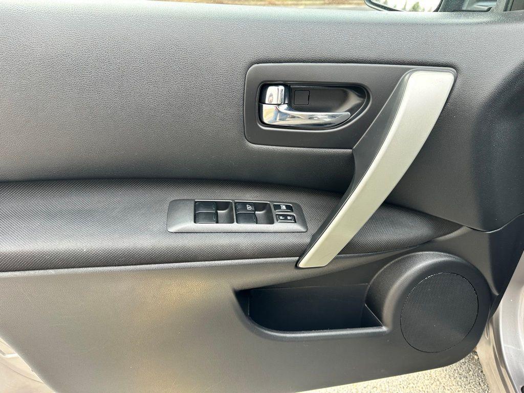 used 2011 Nissan Rogue car, priced at $5,328
