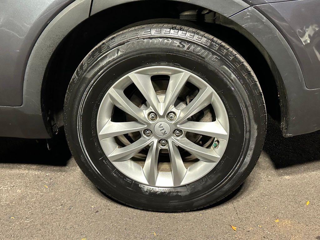 used 2016 Kia Sorento car, priced at $9,823