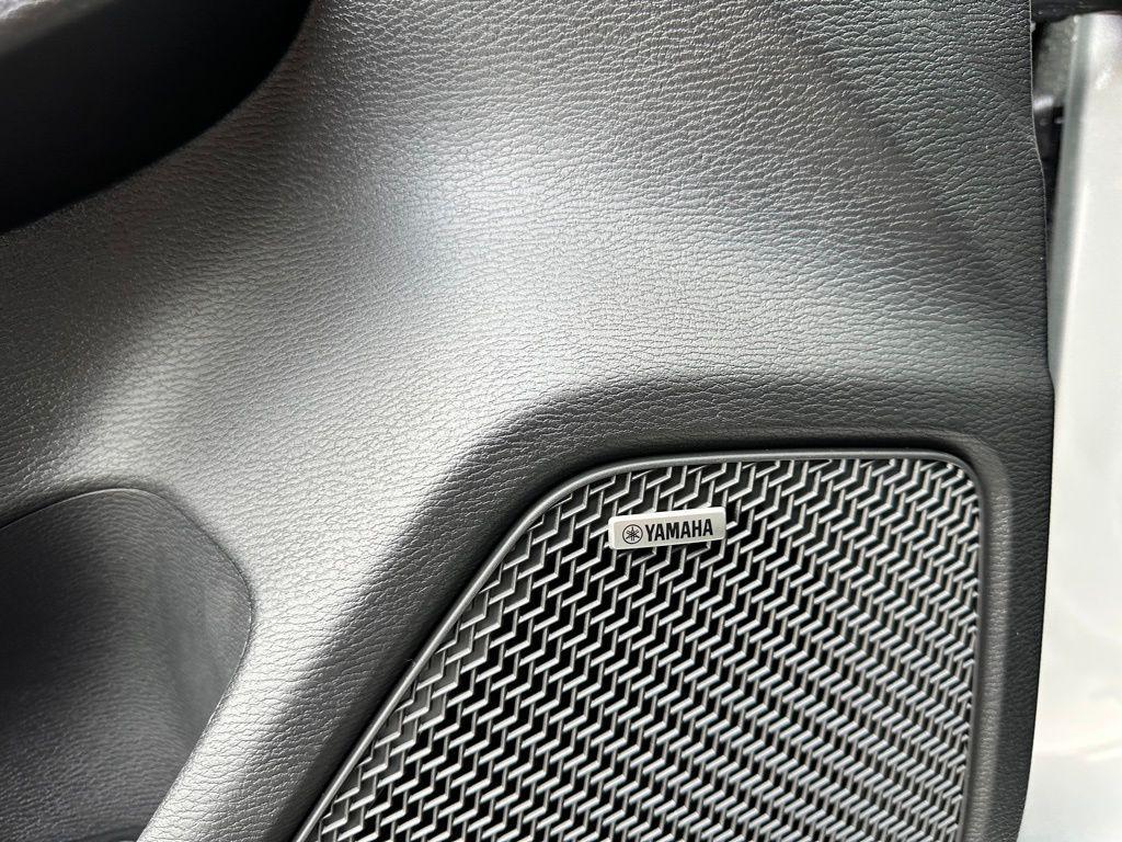 new 2025 Mitsubishi Outlander car, priced at $38,200