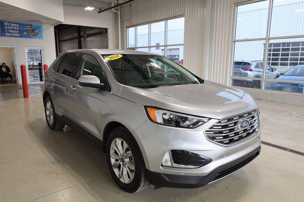 used 2024 Ford Edge car, priced at $29,141