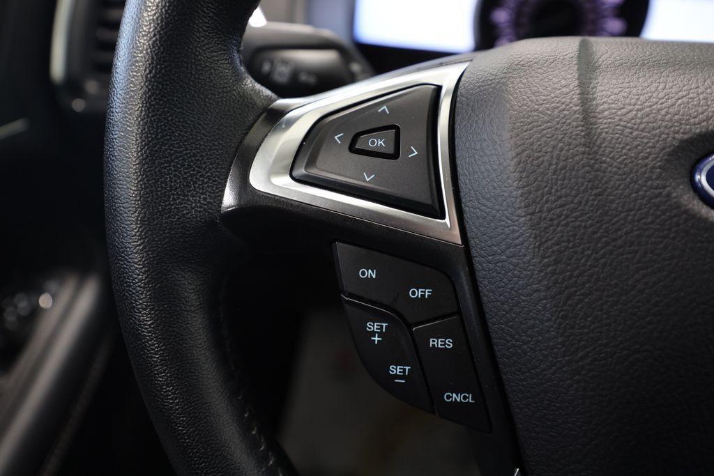used 2024 Ford Edge car, priced at $29,141
