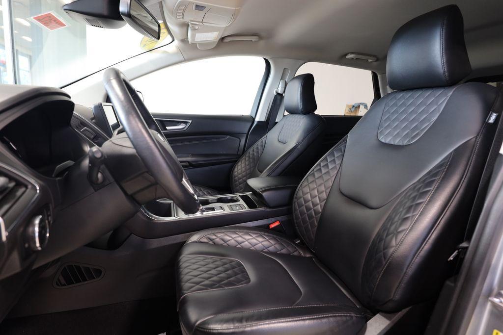 used 2024 Ford Edge car, priced at $29,141