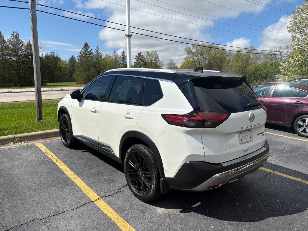 used 2021 Nissan Rogue car, priced at $24,702