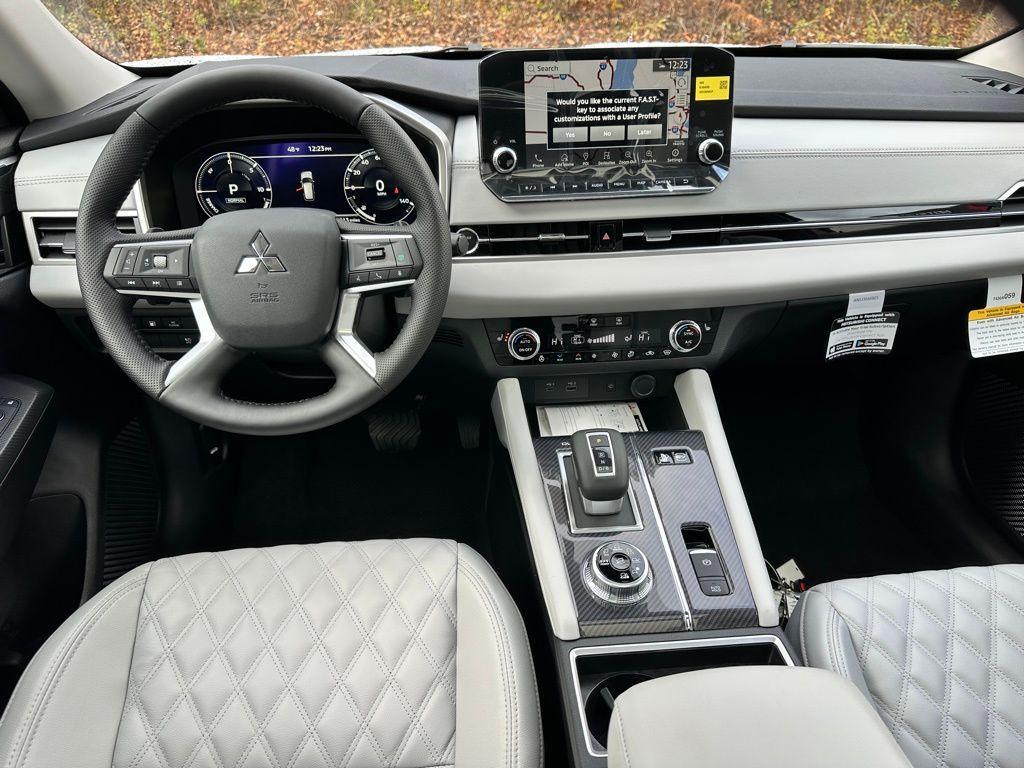 new 2025 Mitsubishi Outlander PHEV car, priced at $49,900