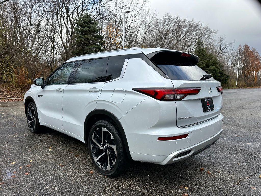 new 2025 Mitsubishi Outlander PHEV car, priced at $49,900