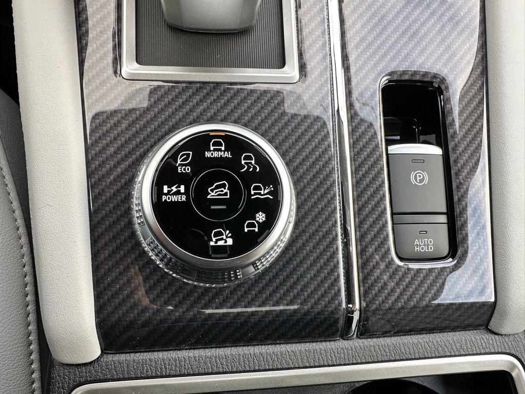 new 2025 Mitsubishi Outlander PHEV car, priced at $49,900