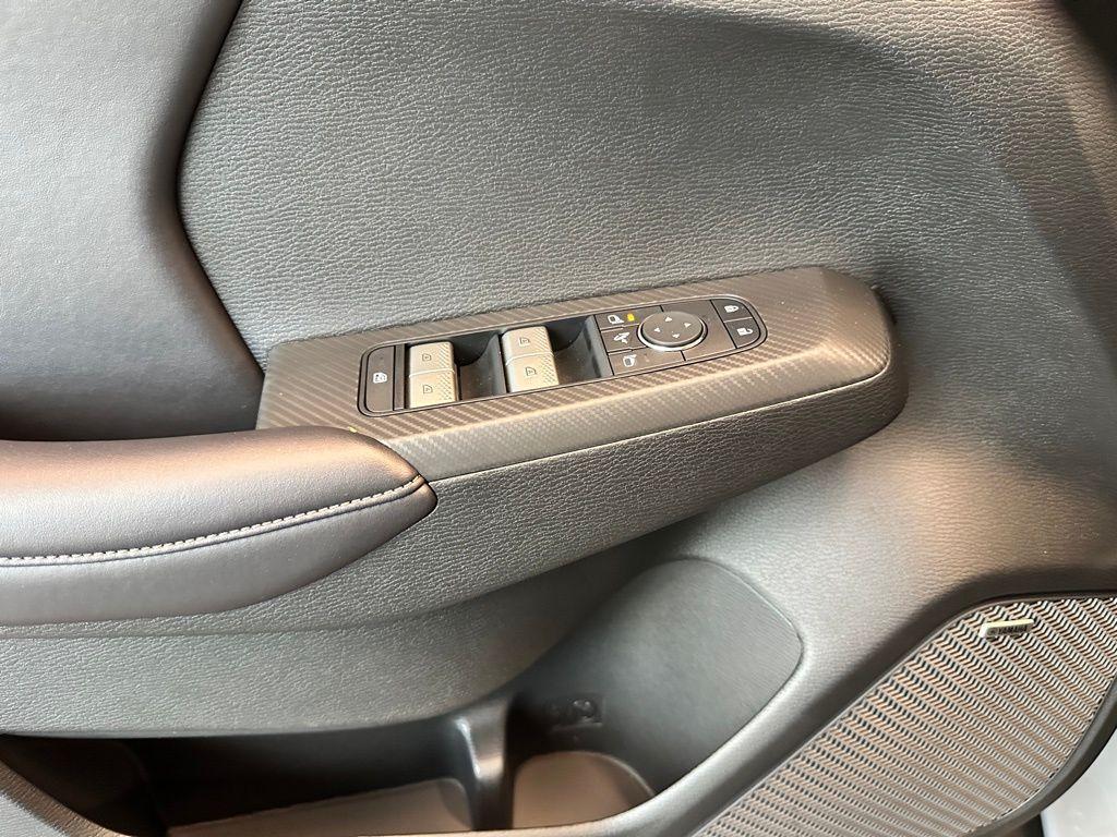 new 2025 Mitsubishi Outlander car, priced at $41,862