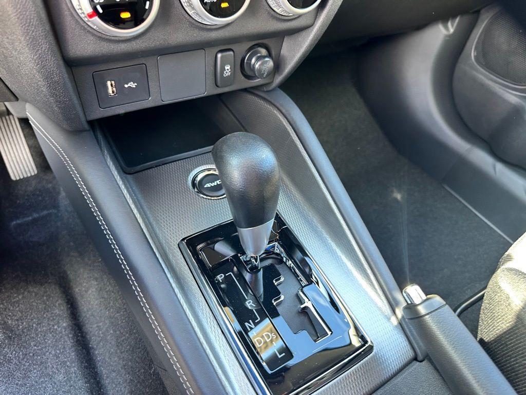 new 2025 Mitsubishi Outlander Sport car, priced at $26,570