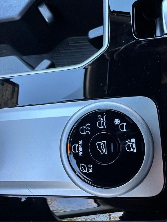 new 2025 Mitsubishi Outlander car, priced at $32,998