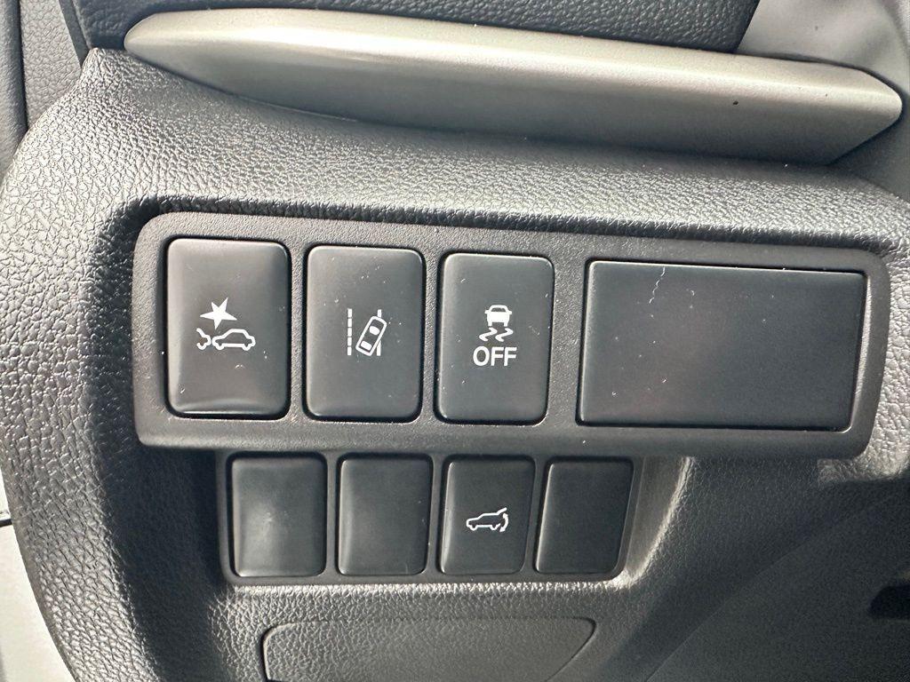 used 2024 Mitsubishi Eclipse Cross car, priced at $21,886