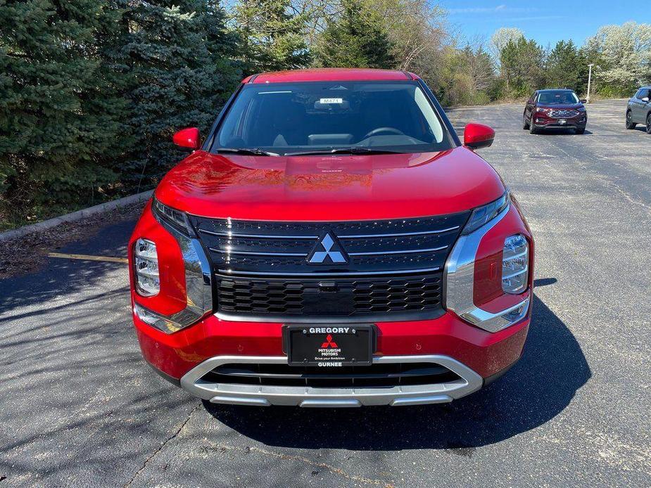 new 2024 Mitsubishi Outlander car, priced at $33,485