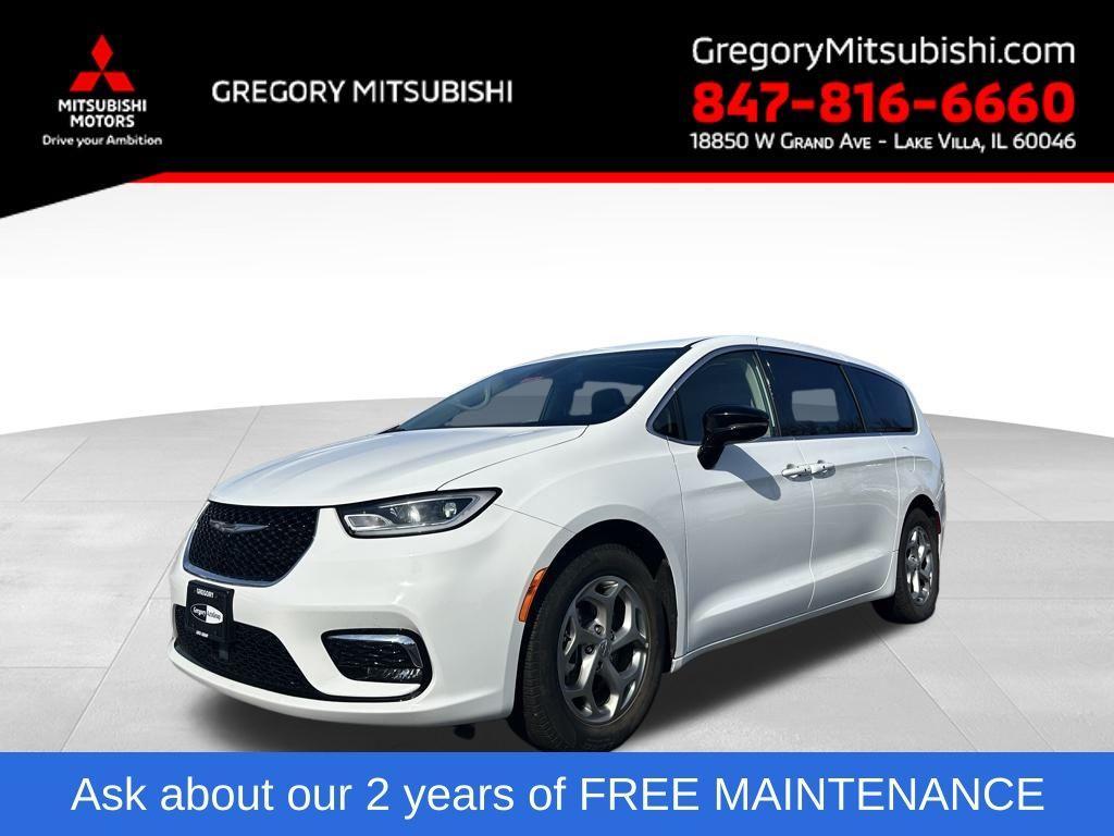 used 2024 Chrysler Pacifica car, priced at $33,887
