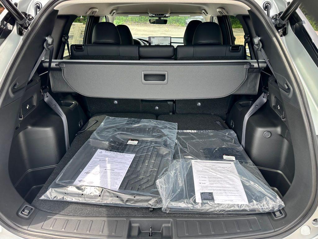 new 2025 Mitsubishi Outlander car, priced at $35,194