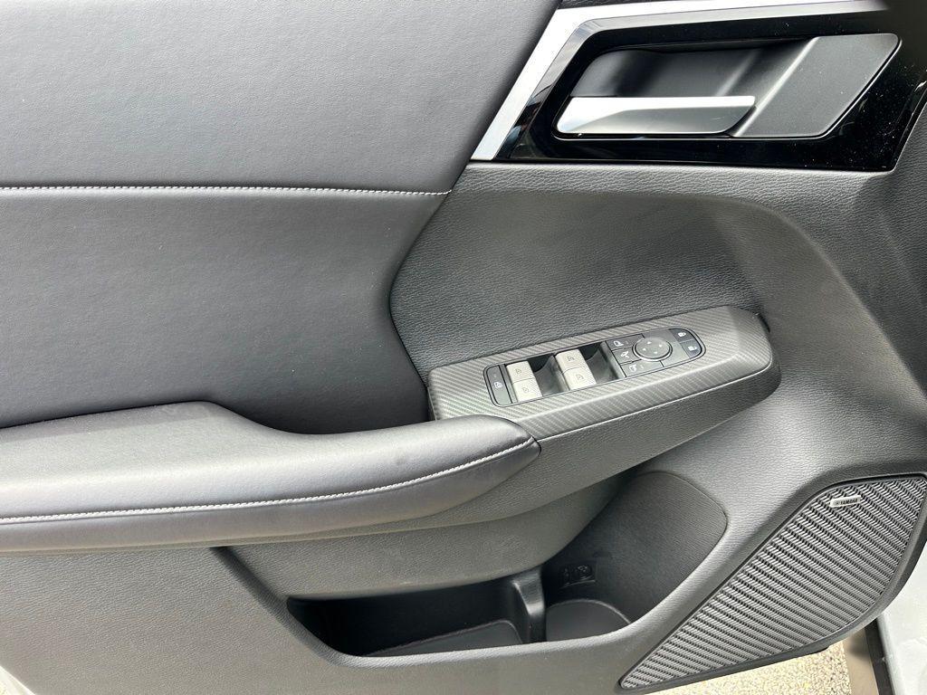 new 2025 Mitsubishi Outlander car, priced at $35,194